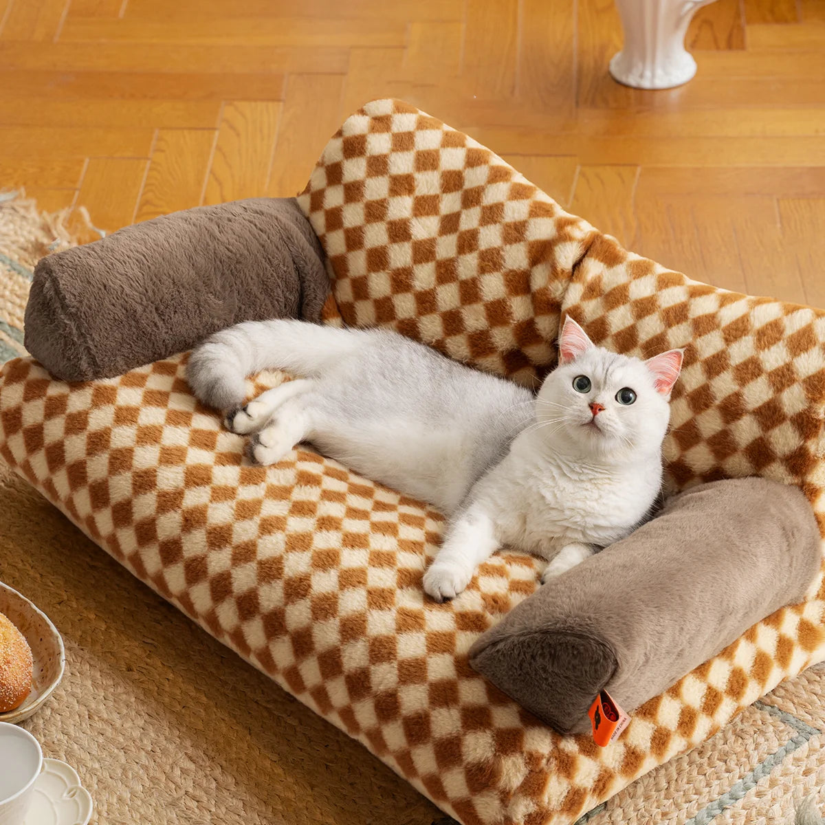 Ravinu Diamond Cat & Dog Sofa™