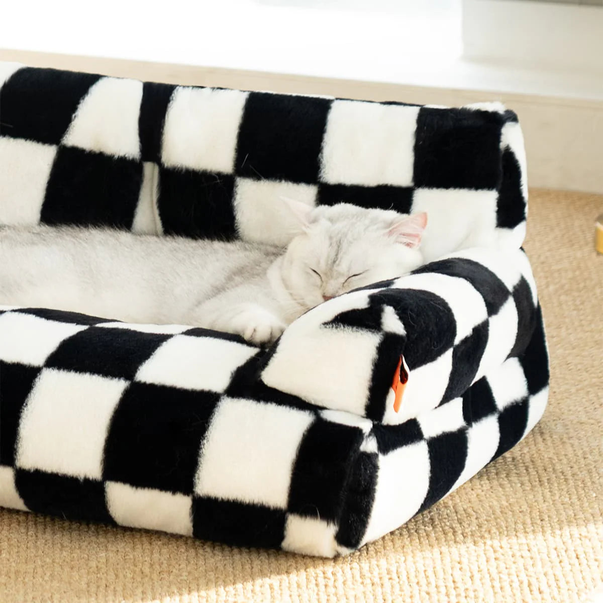 Ravinu Diamond Cat & Dog Sofa™
