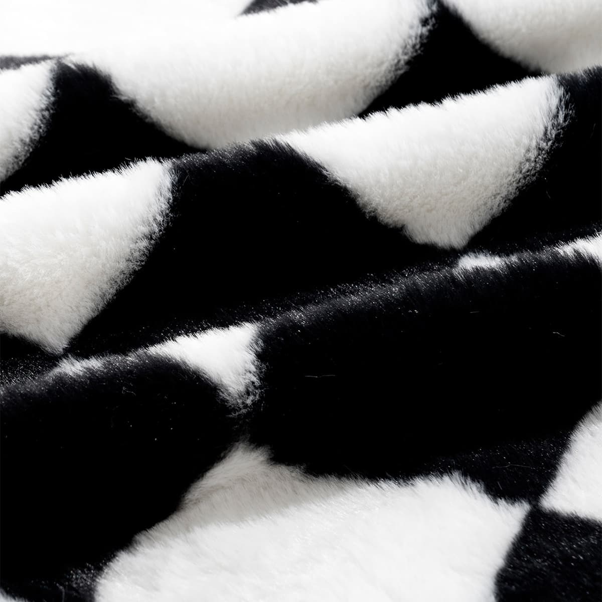 Ravinu Diamond Cat & Dog Sofa™